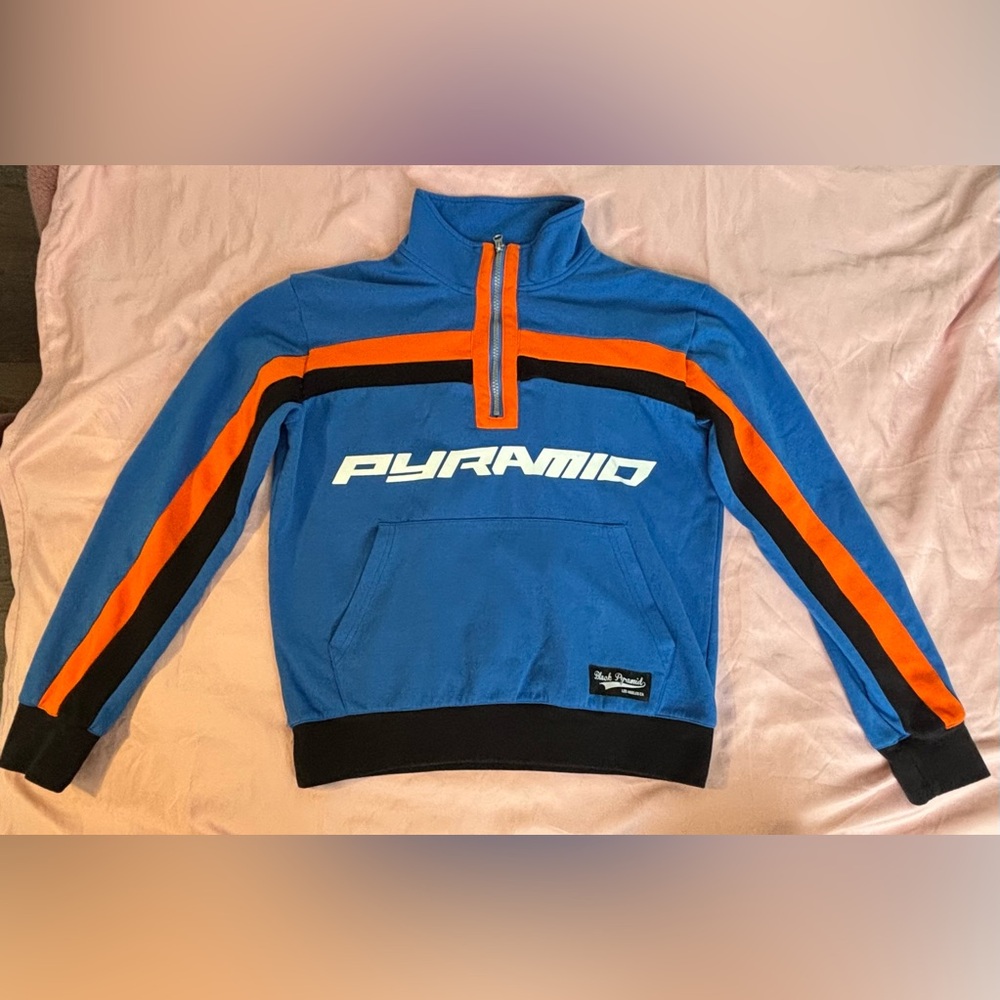 Black Pyramid Men’s Size Small 1/4 Zip Sweater RARE Chris Brown